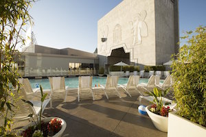 Fifth-Floor Pool / Complimentary Cabanas photo