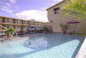 Big 7 Motel property photo